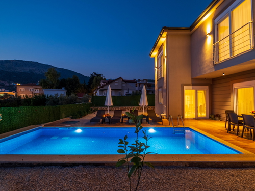  gece  -  Kasım
  | Kalkan Yeşilköy'de Çift Jakuzili 6 Kişilik Villa: Huzurlu Doğa Tatili